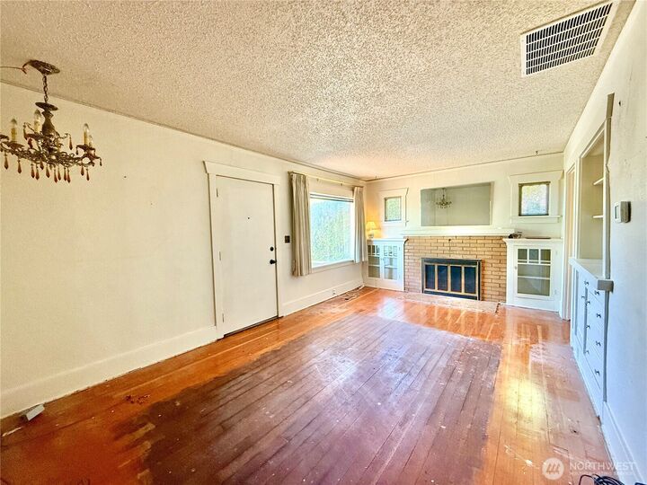 Property Photo: 229 S 47th Street WA 98408