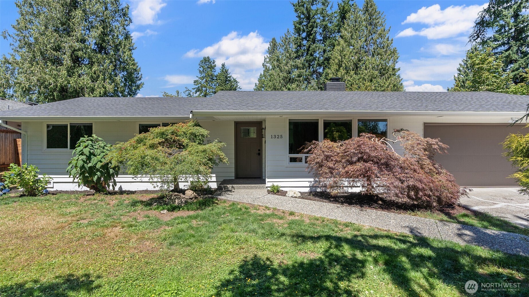 1325  123rd Place SE  Everett WA 98208 photo