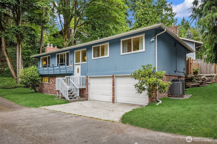 Property Photo: 17611 6th Avenue NW WA 98177