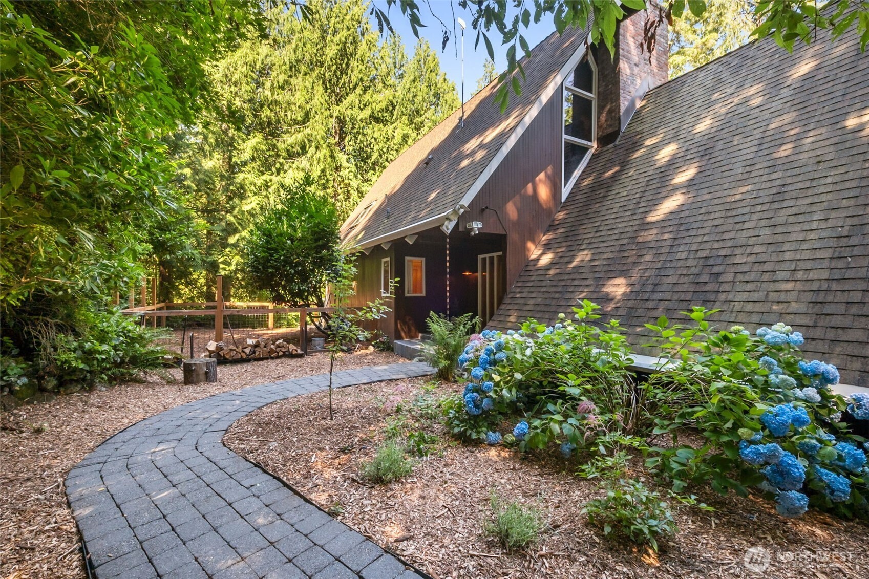Property Photo:  25832 SE 152 Street  WA 98027 
