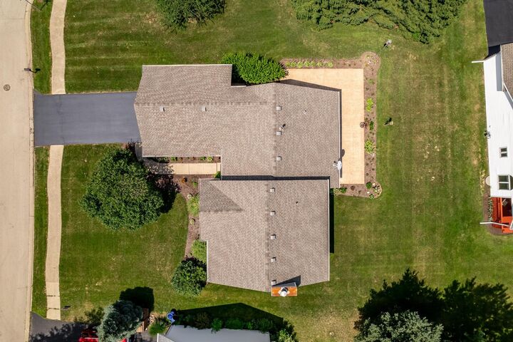 Property Photo:  6934 Hedge Cliff Court  IL 61114 