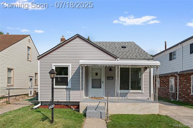 Property Photo: 18020 Reed Street MI 48122