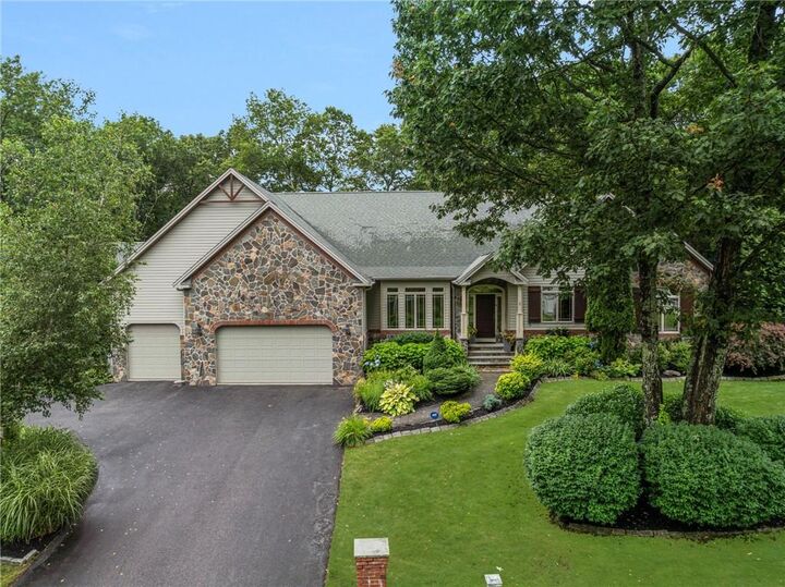 1 Victoria Drive  Smithfield RI 02917 photo