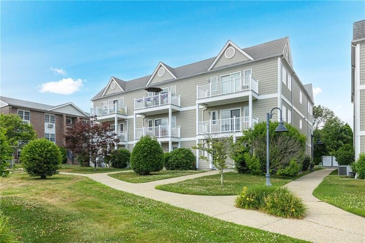 675 Metacom Avenue 58  Bristol RI 02809 photo