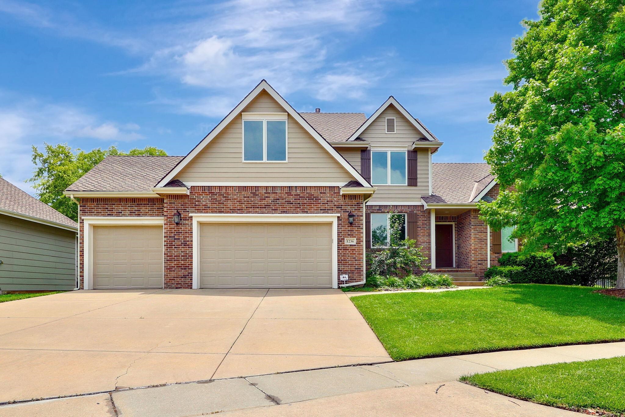 1236 N Bracken St  Wichita KS 67206 photo