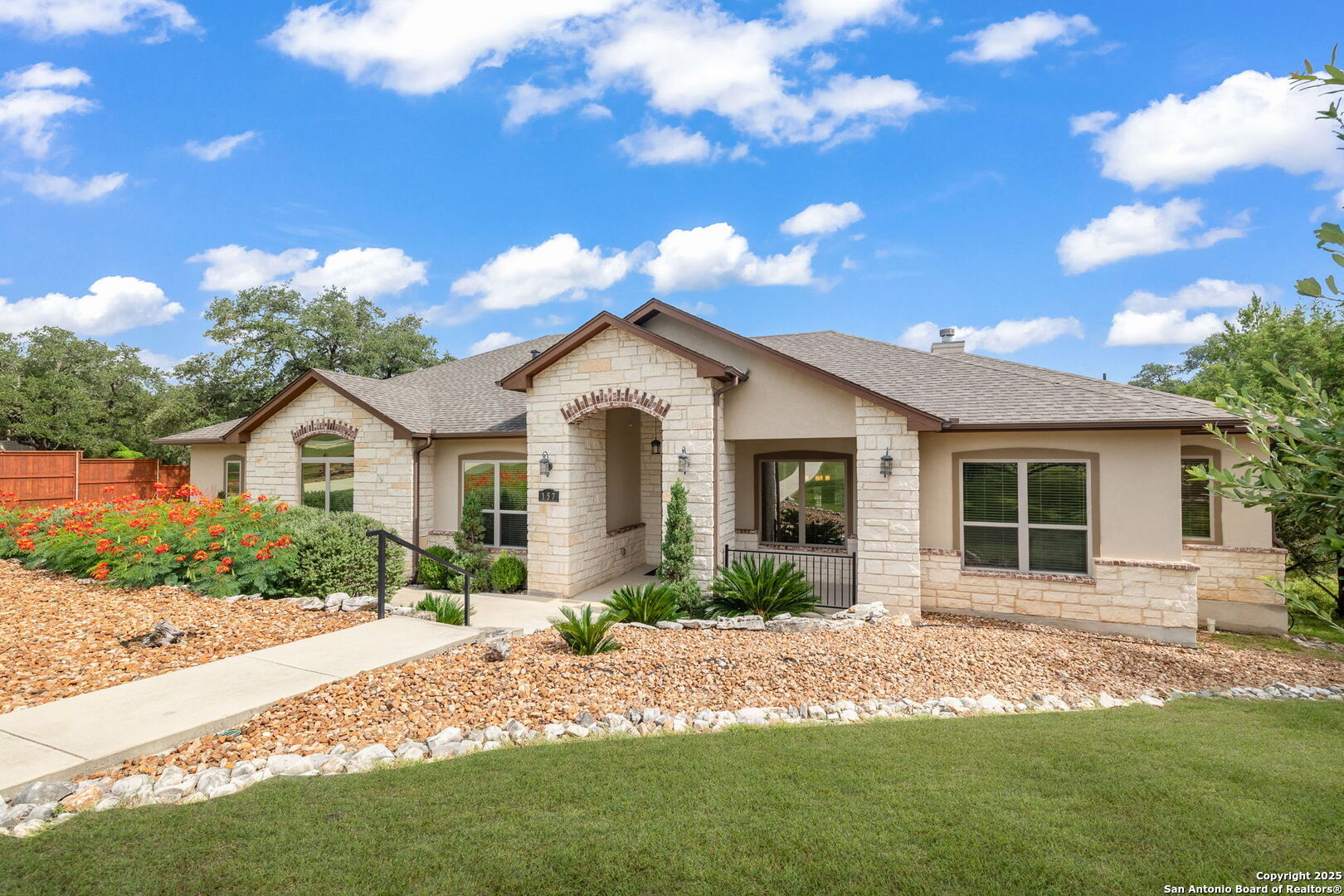 Property Photo: 157 Paradise Hls TX 78132
