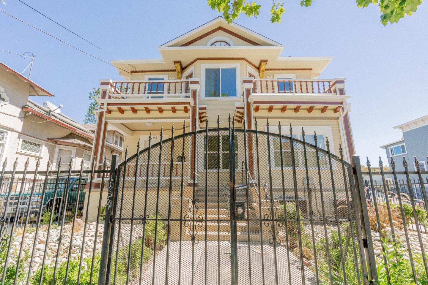 Property Photo:  106 North 5th Street  CA 95112 