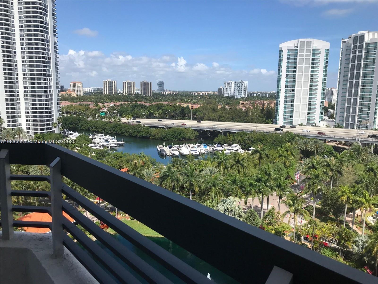 19101 NE 36th Ct 1506  Aventura FL 33180 photo