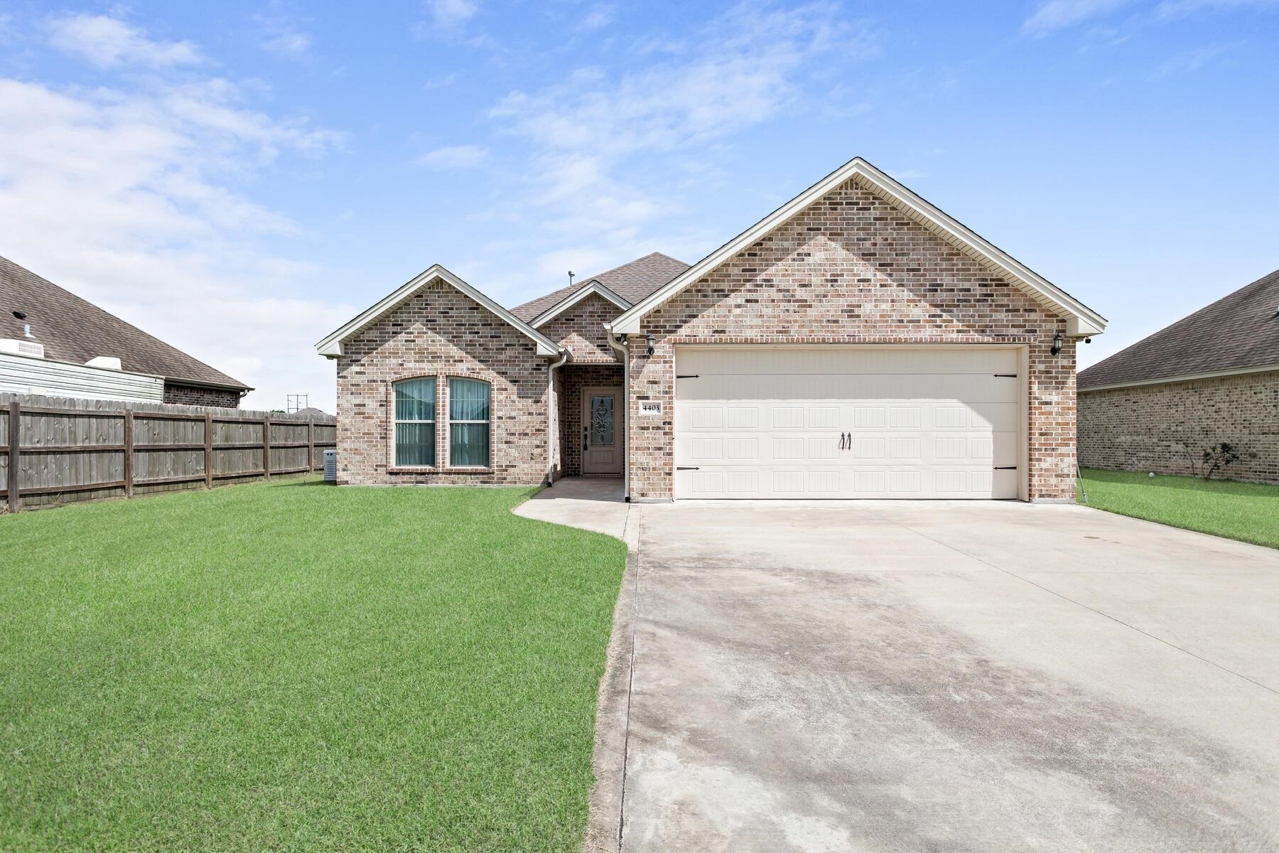 4403 Persimmon Circle  Orange TX 77630 photo