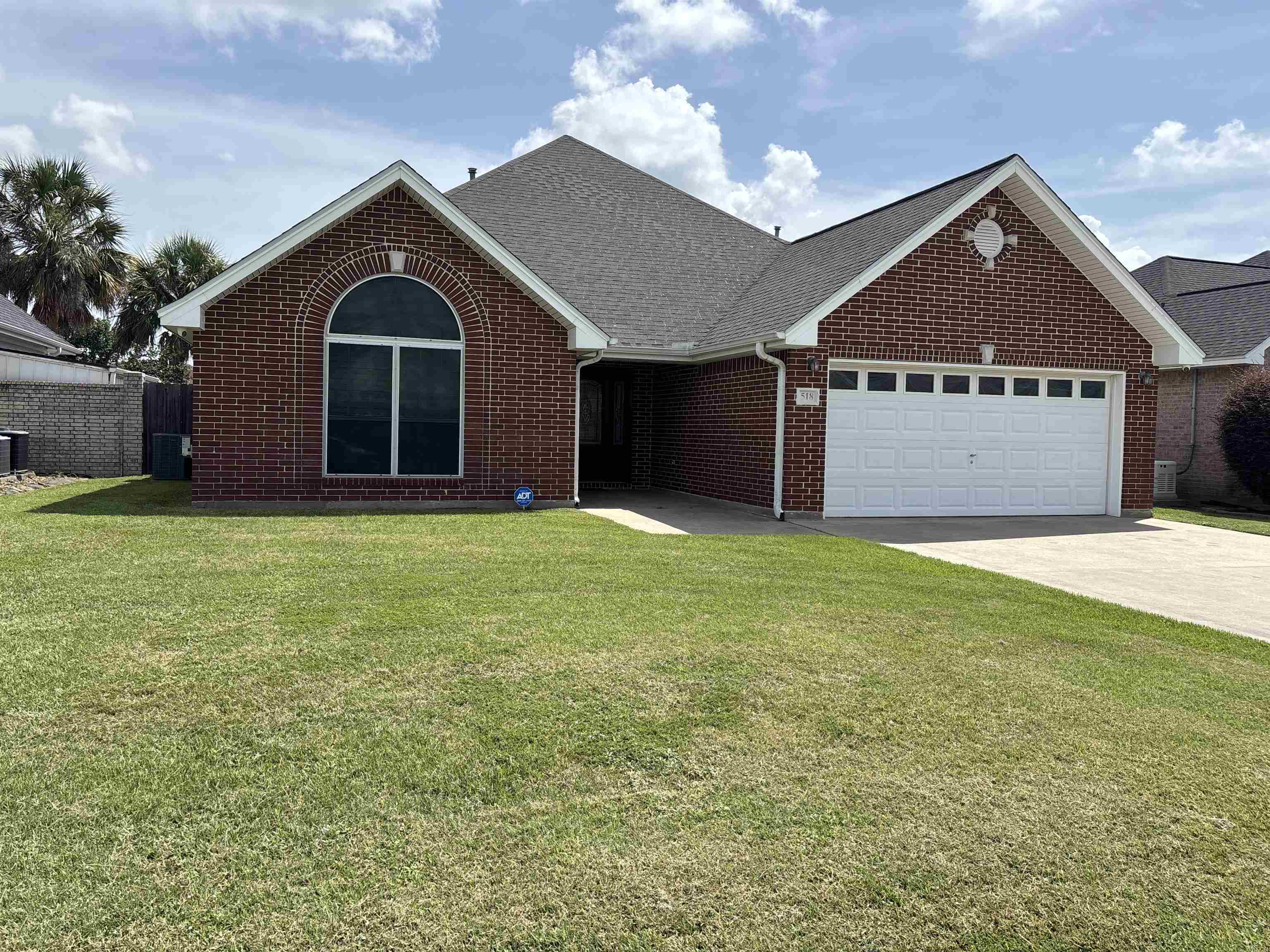 Property Photo: 518 Roanoke Dr. TX 77651