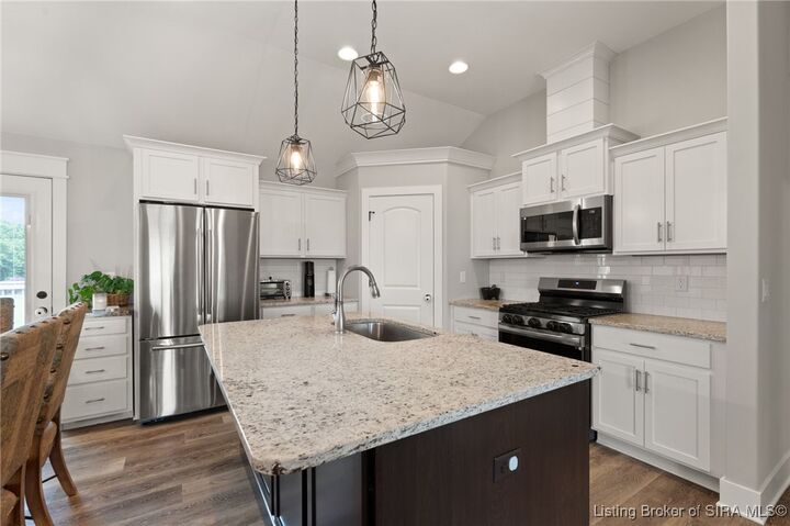Property Photo:  5604 Boone Court  IN 47111 