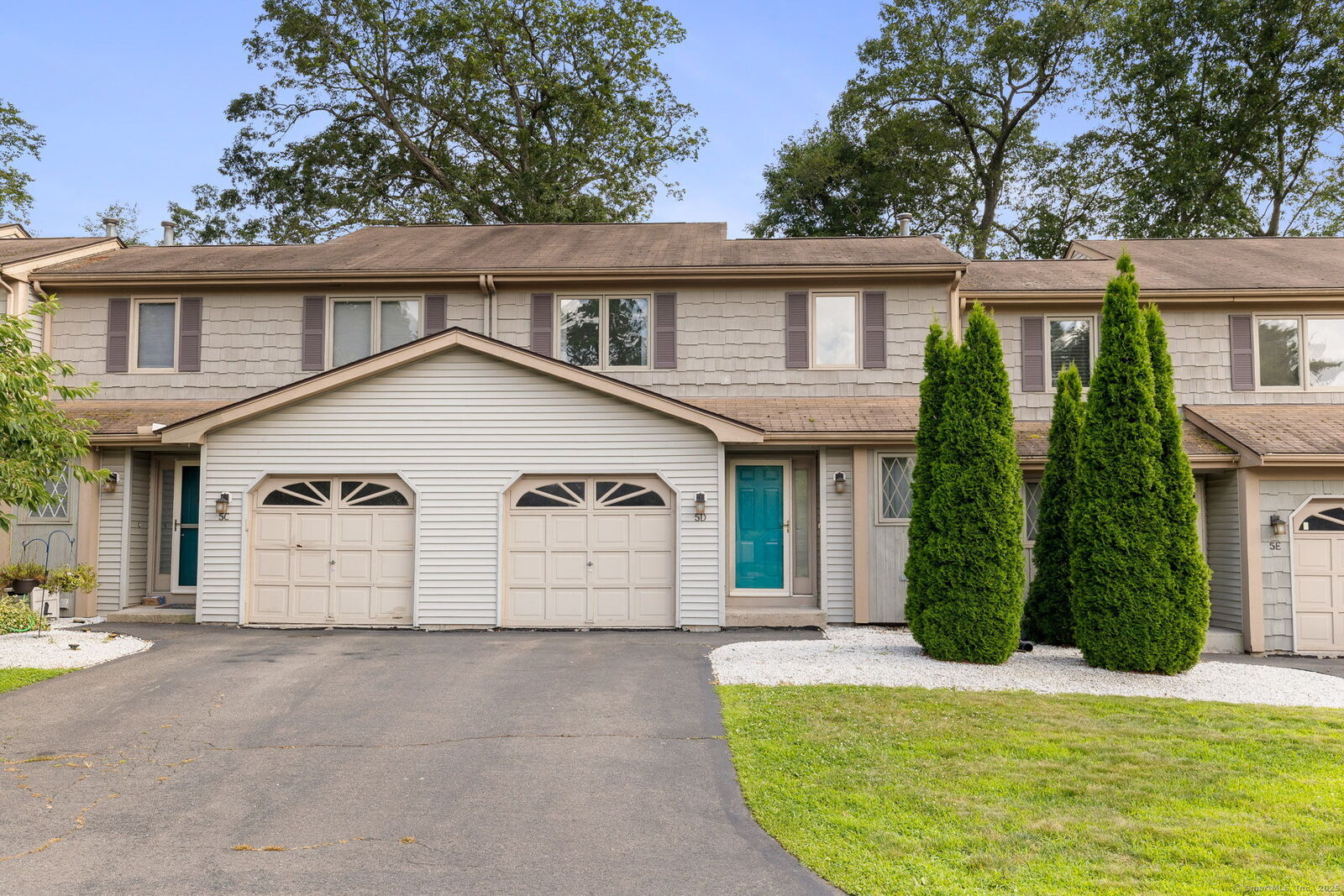 Property Photo:  50 Scotland Road 5D  CT 06108 