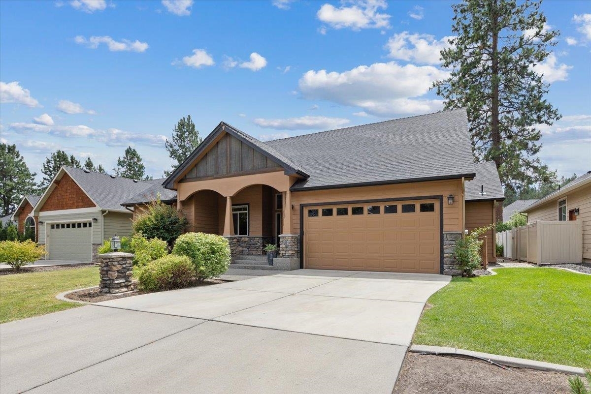 Property Photo:  10718 E 39th Ln  WA 99206 