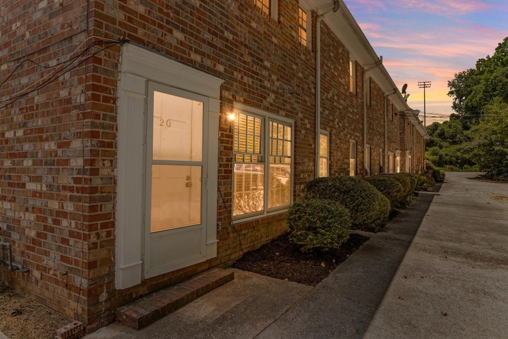 Property Photo:  20 Balfer Court  SC 29615 