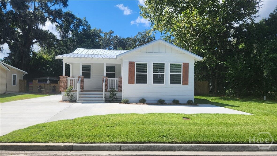 Property Photo:  2603 Livingston  GA 31406 