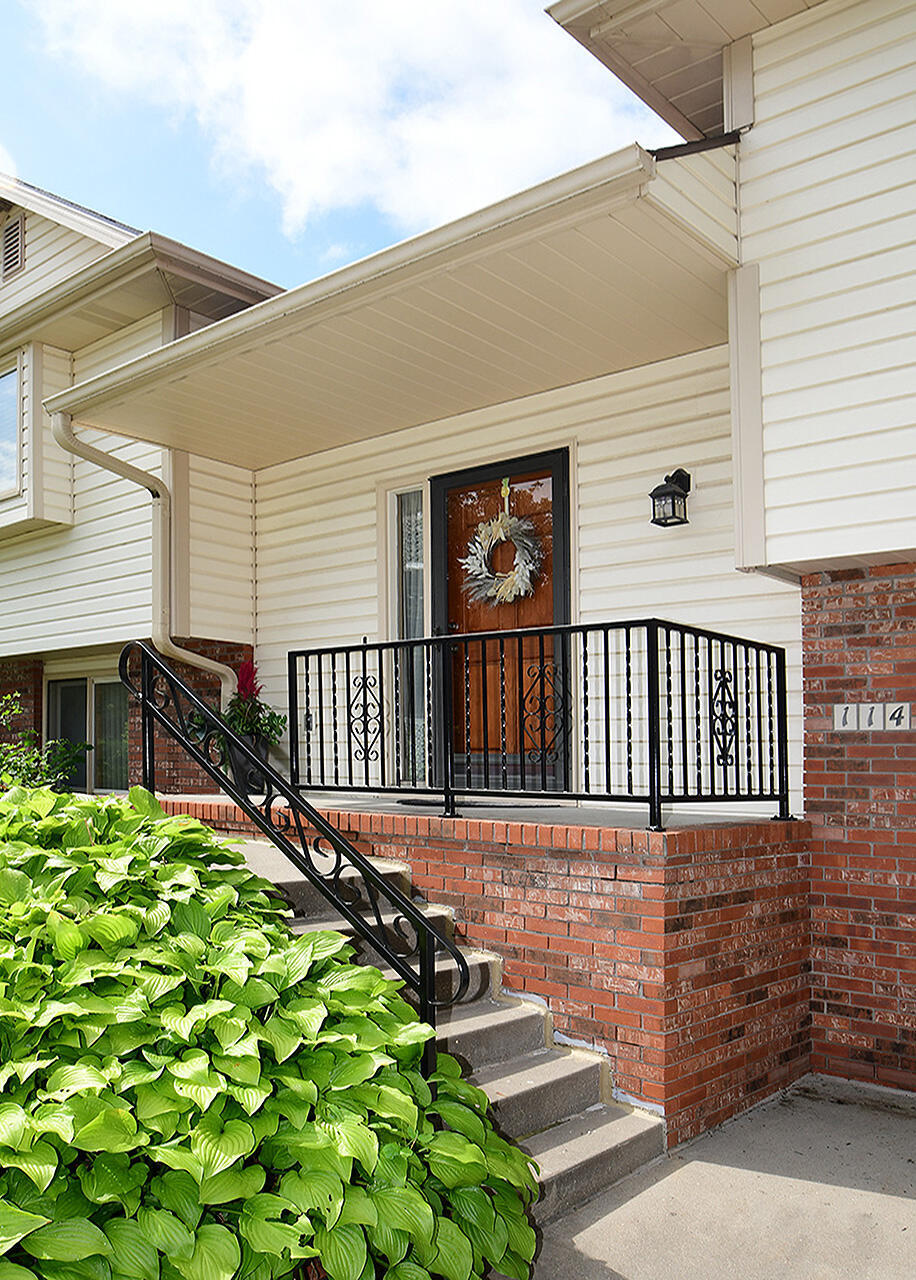 Property Photo:  114 Antioch Drive Drive  IA 51503 