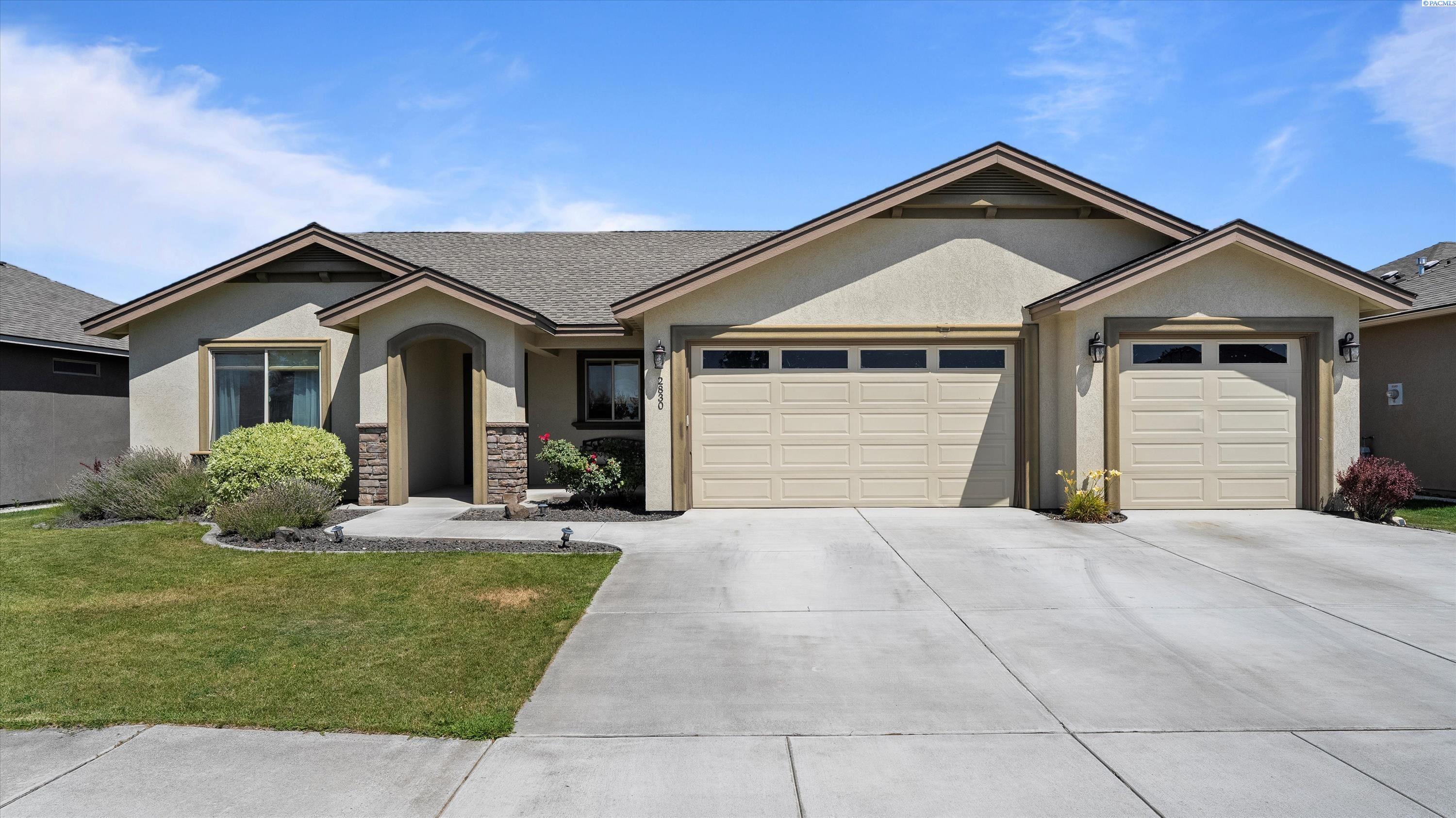 Property Photo: 2830 Copperbutte St WA 99354