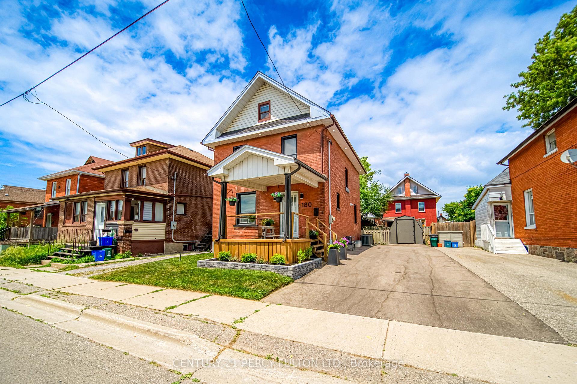Property Photo:  180 Bruce Street  ON L1H 1R3 