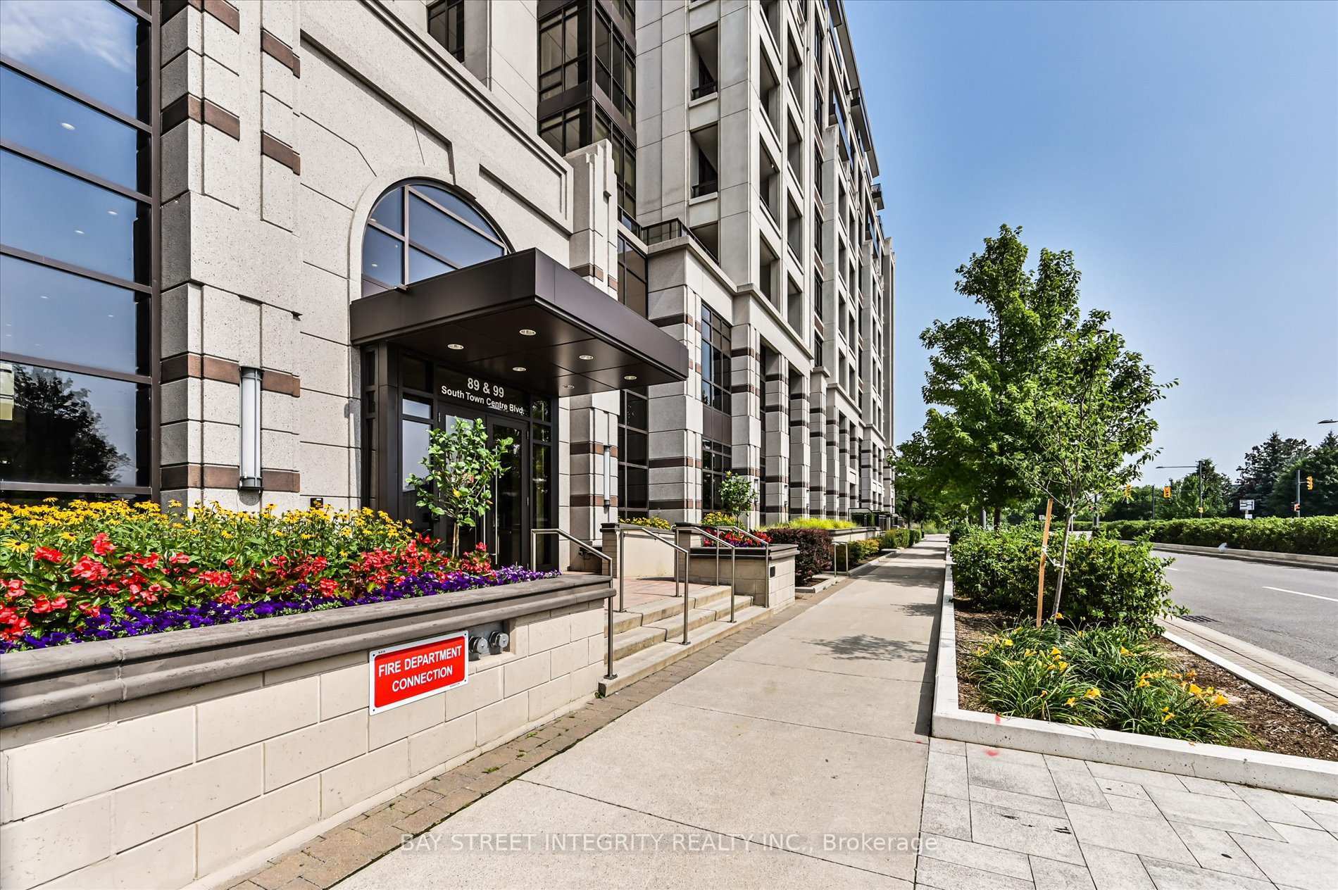 Property Photo:  89 South Town Centre Boulevard 1002  ON L6G 0E8 
