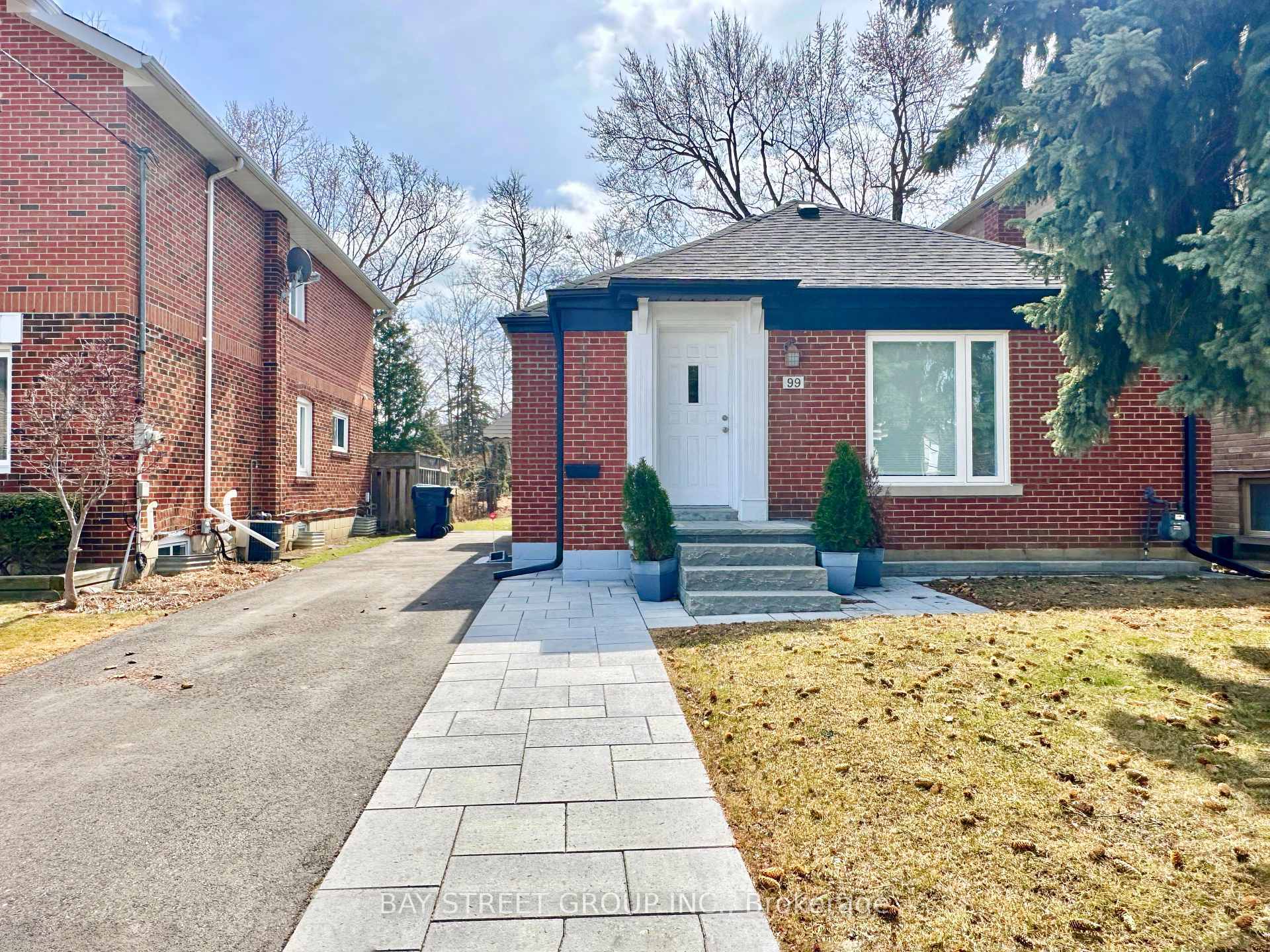 99 Park Home Avenue  Toronto ON M2N 1W7 photo