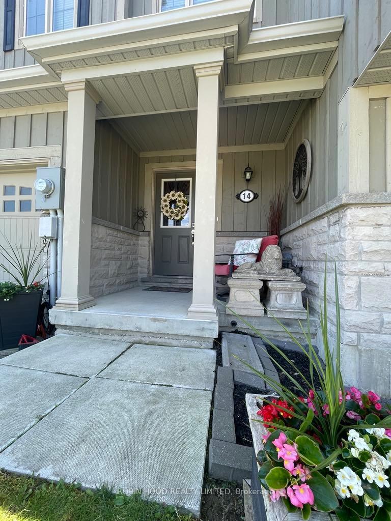 Property Photo:  14 Robertson Street  ON L9Y 0X1 