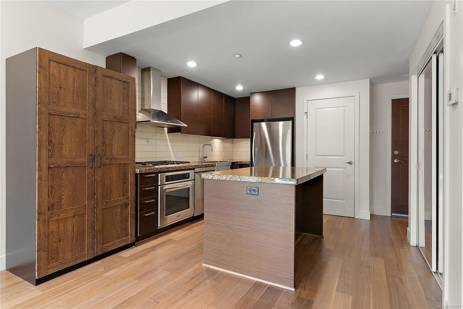 Photo de la propriété: 1400 Lynburne Pl 419 BC V9B 0A4