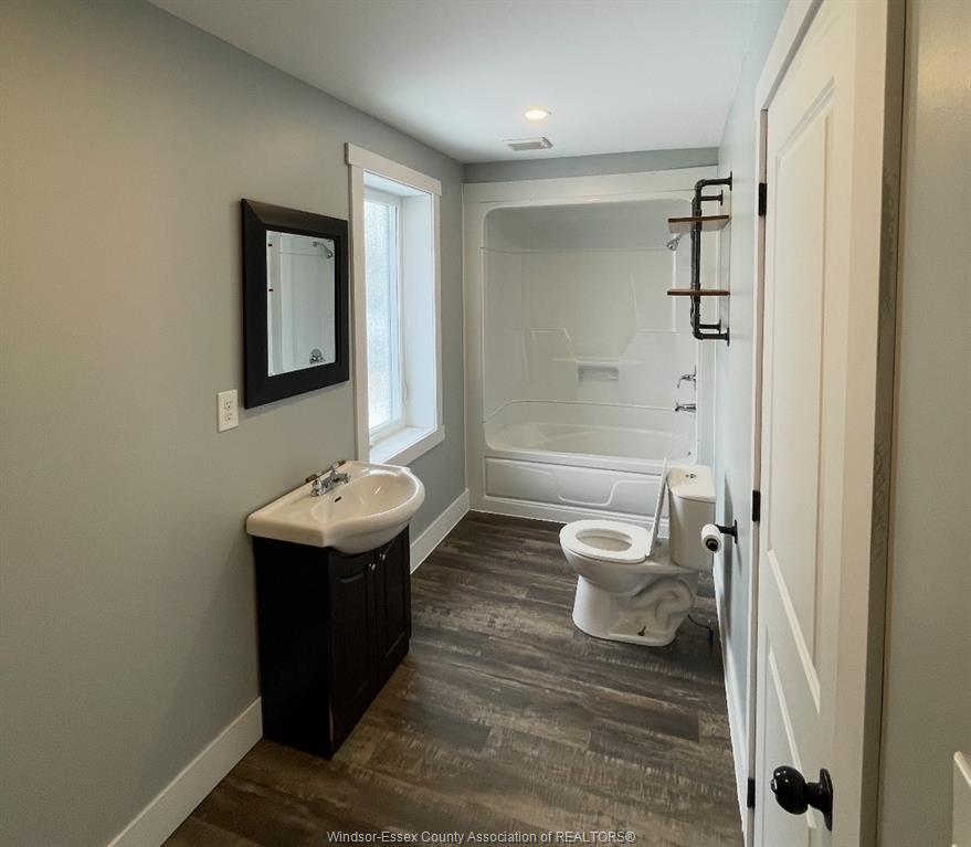 Photo de la propriété: 6 Ella Street North ON N0P 2L0