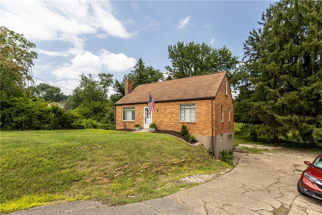 Property Photo: 411 Horning Road PA 15236