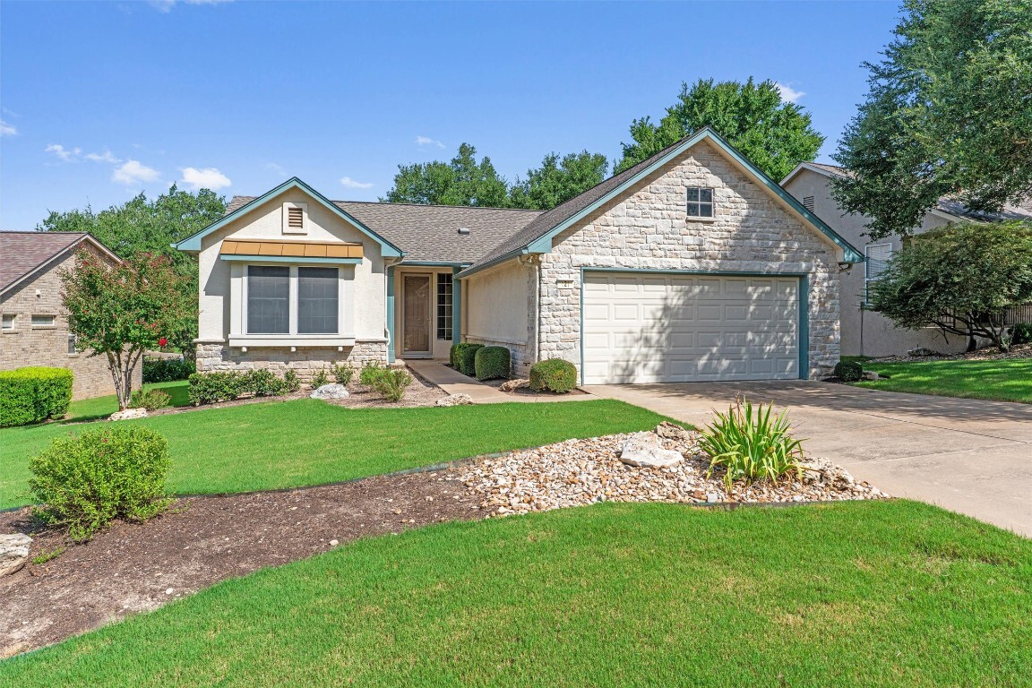 Property Photo:  121 Larkspur Lane  TX 78633 
