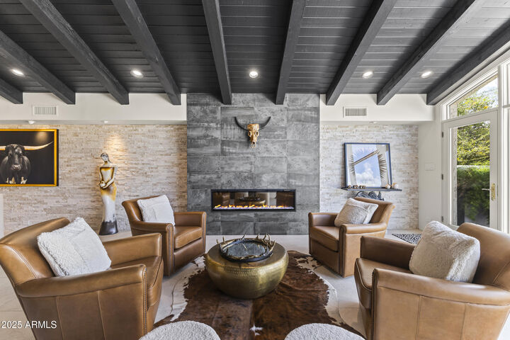 Property Photo: 1018 N Boulder Drive AZ 85377