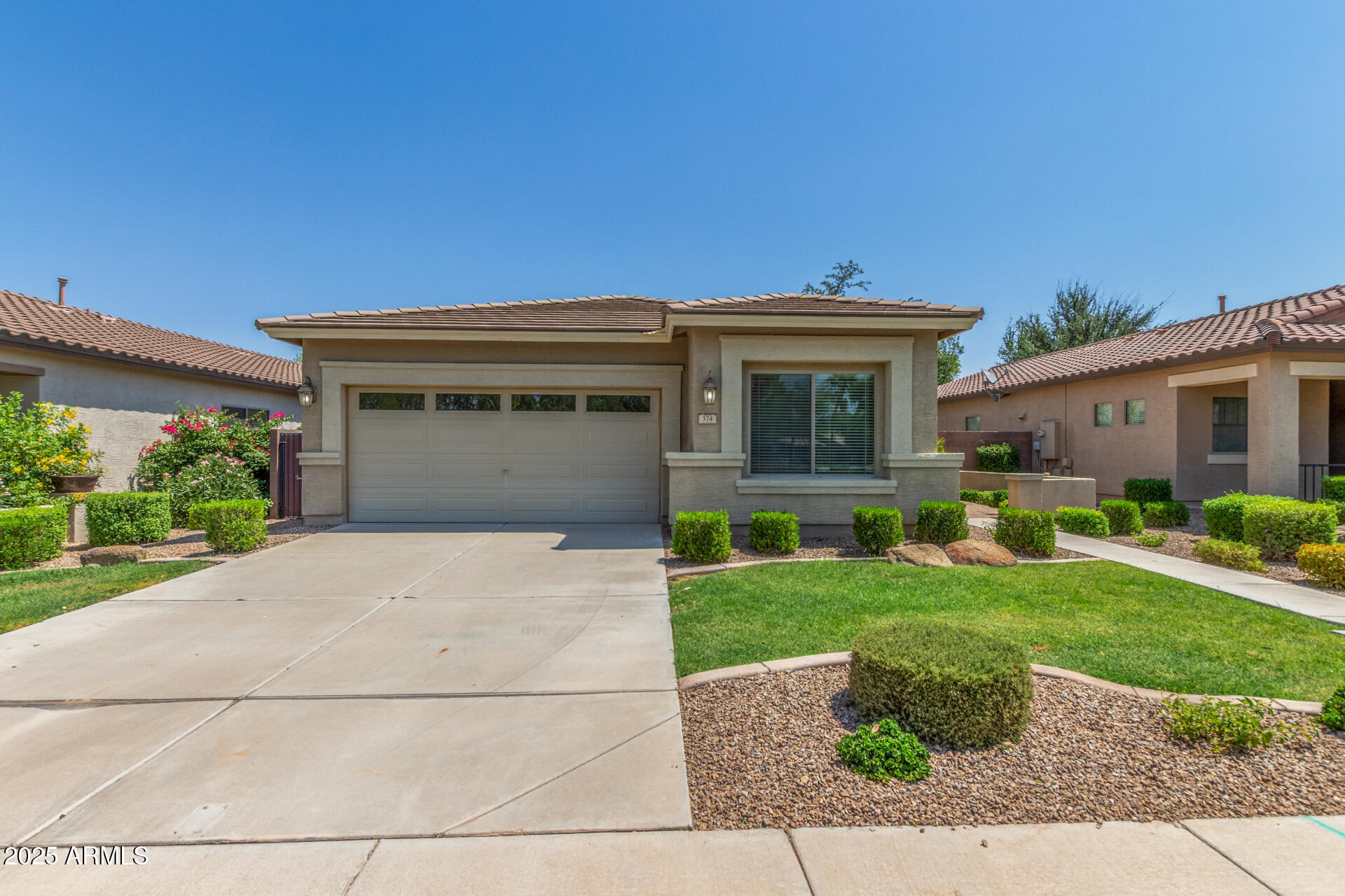 374 W Lyle Avenue  San Tan Valley AZ 85140 photo