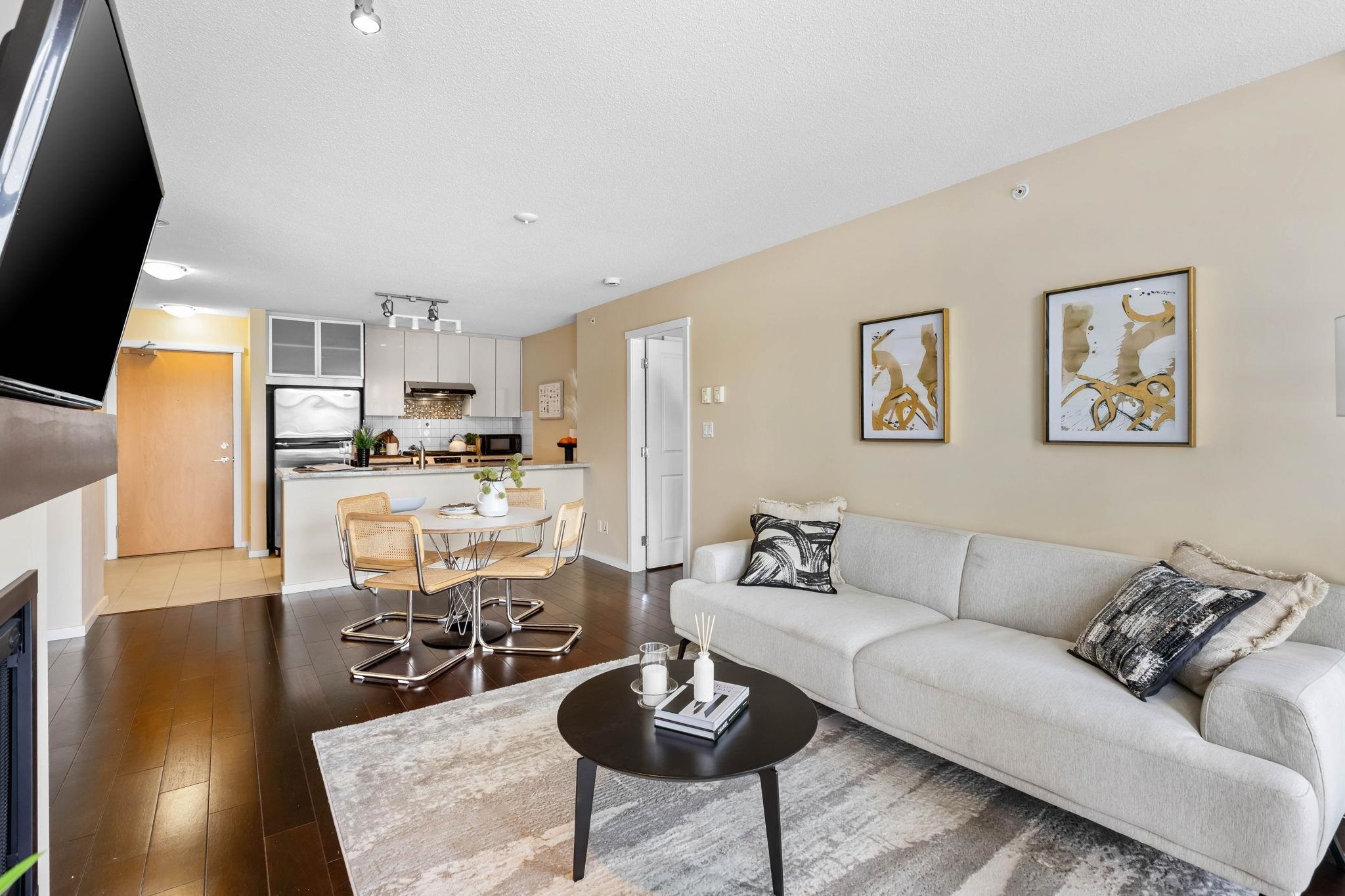 Property Photo: 2289 Yukon Crescent 1102 BC V5C 0B2