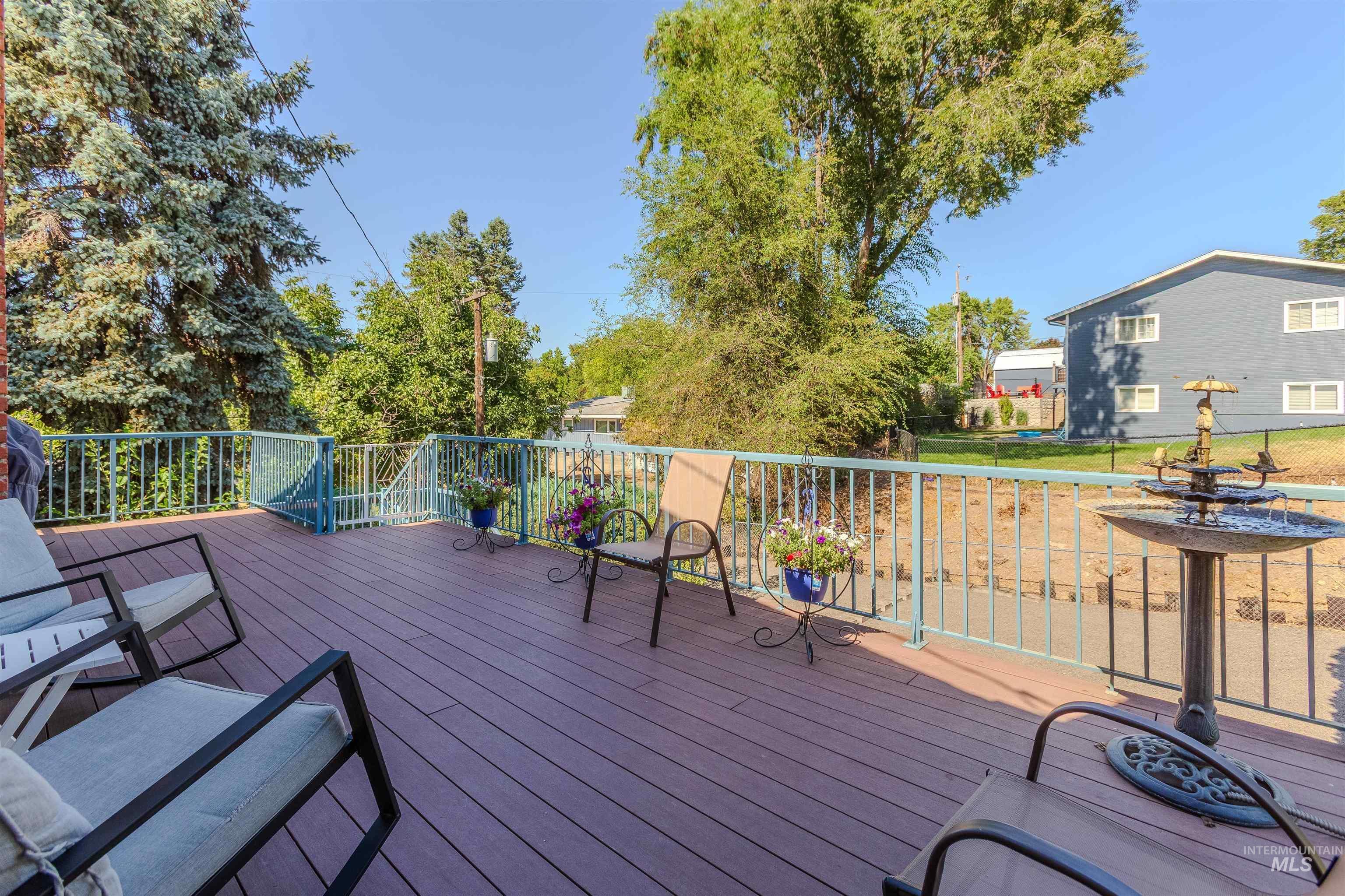 Property Photo:  2419 Sunset Dr.  ID 83501-3438 