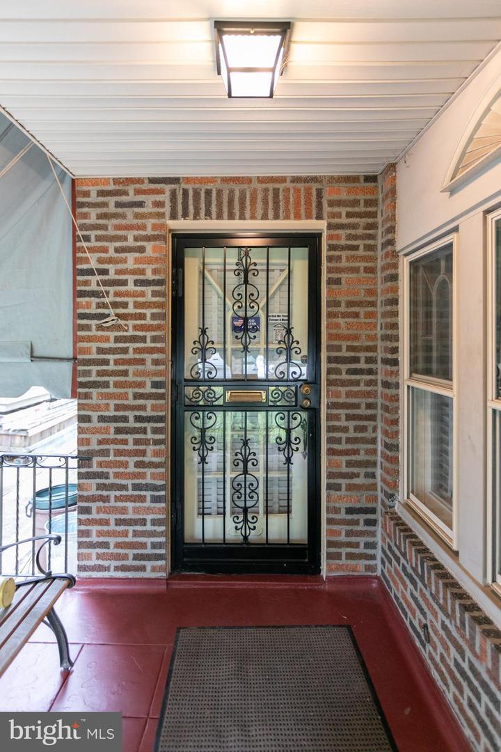 Property Photo: 1052 Allengrove Street PA 19124