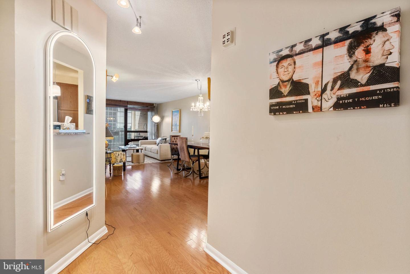 233 S 6th Street 704  Philadelphia PA 19106 photo
