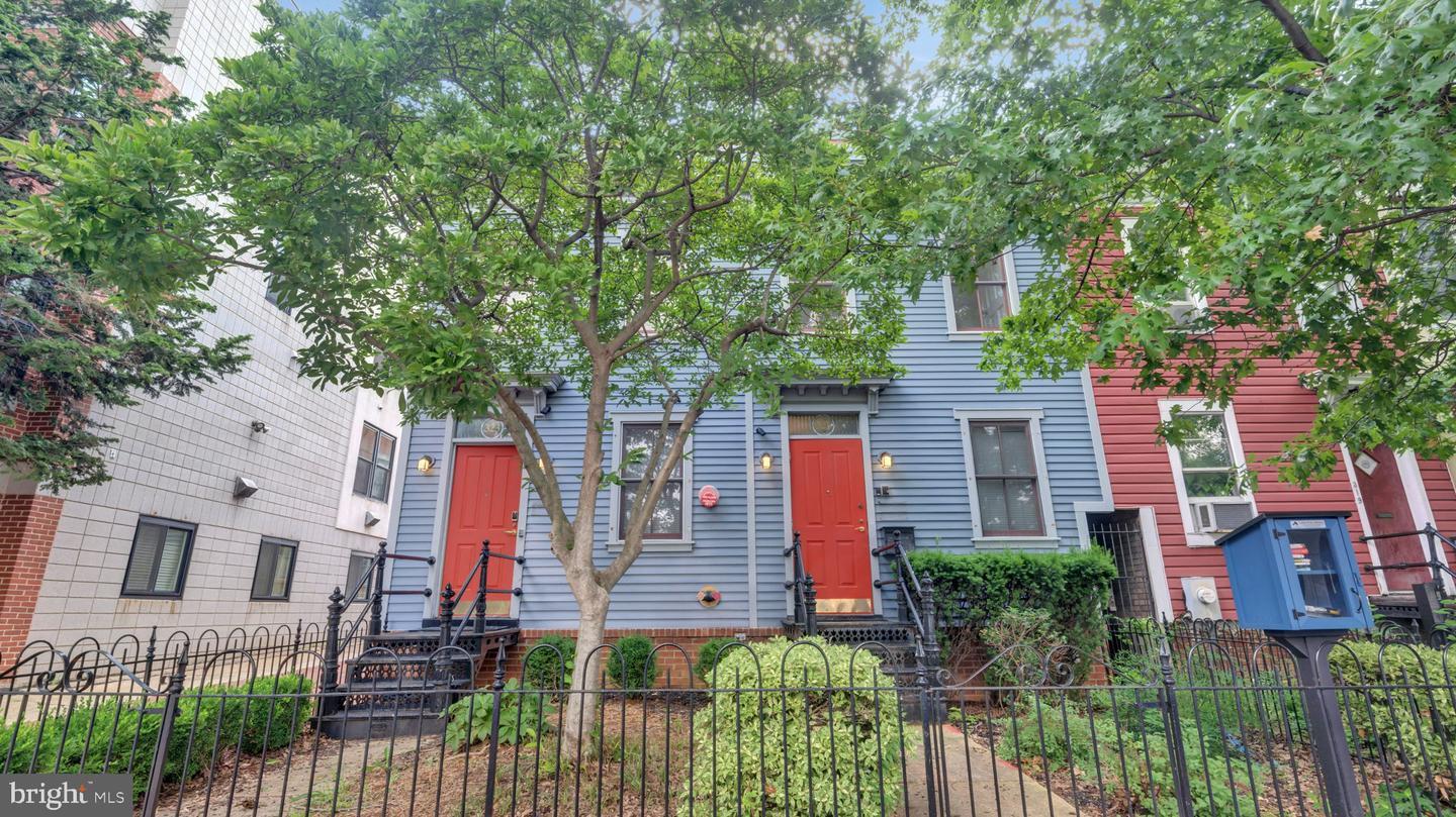 323 8th Street NE  Washington DC 20002 photo