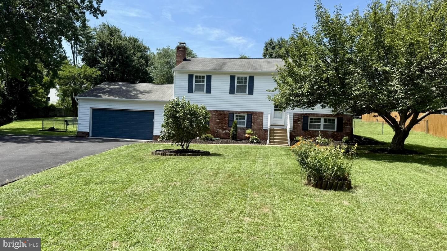 Property Photo: 91 Vista Woods Road VA 22556