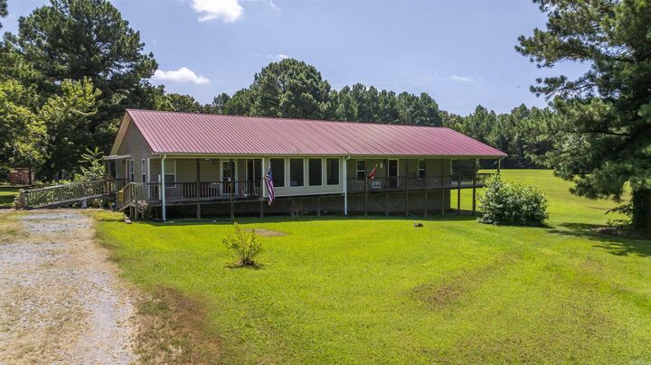 Property Photo: 5976 And 5980 Cord Rd Road AR 72562