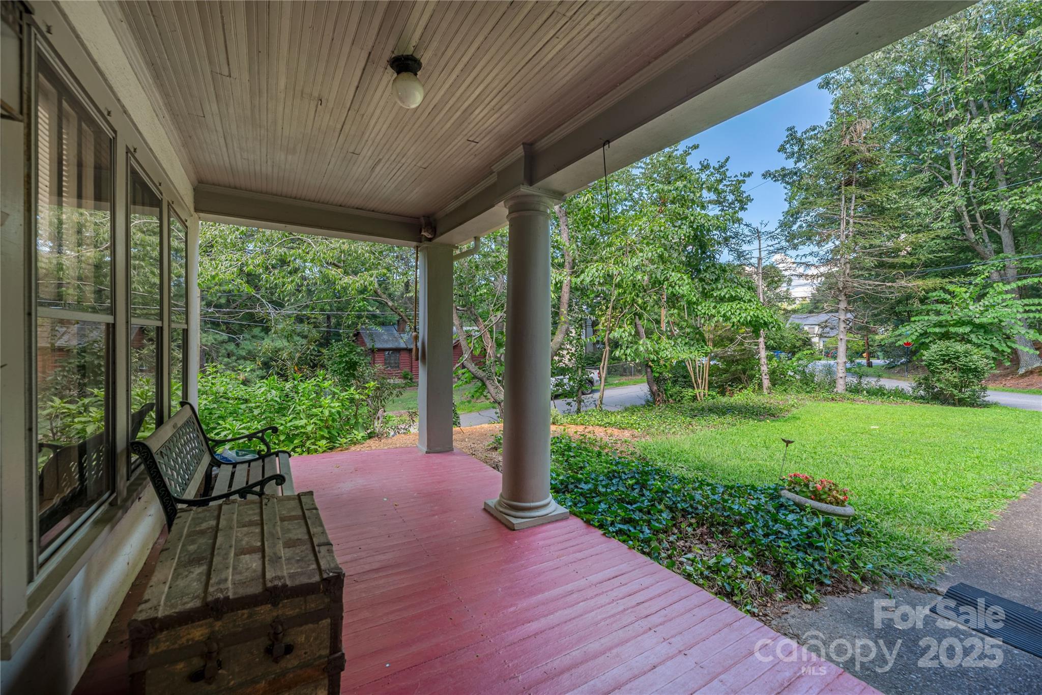 Property Photo:  31 Samayoa Place  NC 28806 