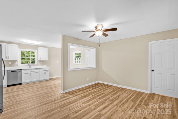 Property Photo: 126 Mandy Lane NC 28677