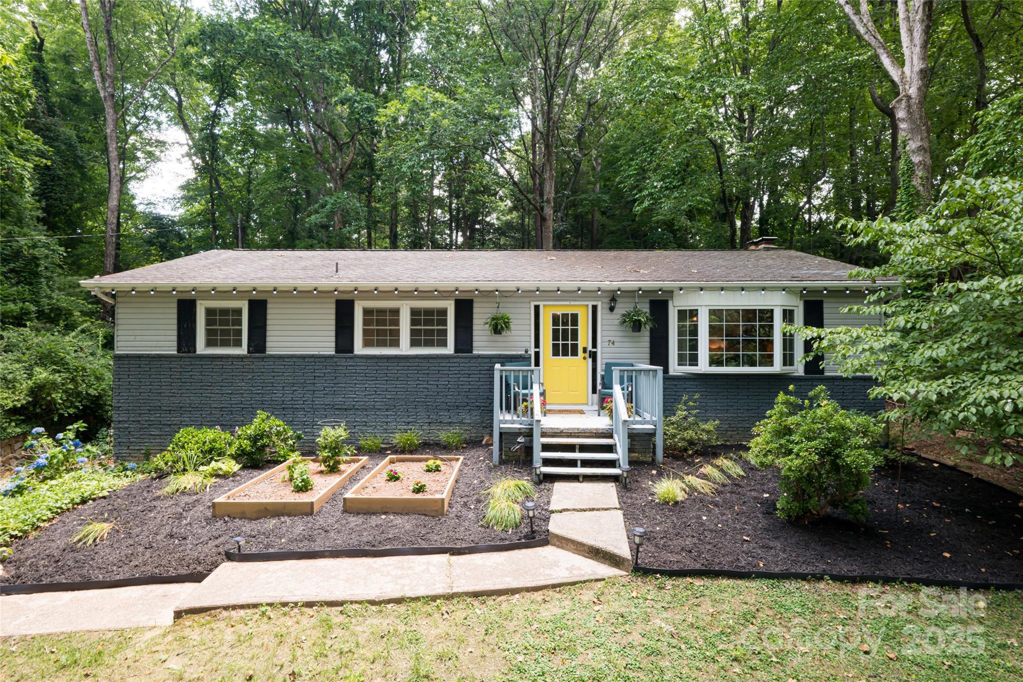 74 English Drive  Candler NC 28715 photo