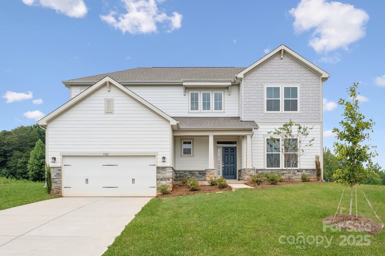 Property Photo: 3321 Meadow Wood Court NC 28650