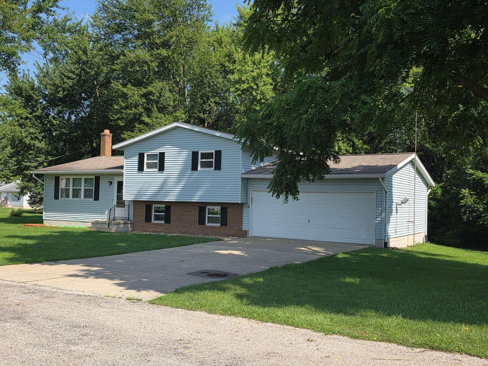 Property Photo:  4043 Township Road 246  OH 43320 