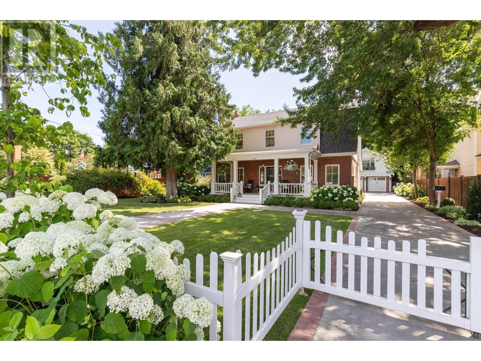 1001 Lawrence Avenue  Kelowna BC V1Y 6M3 photo