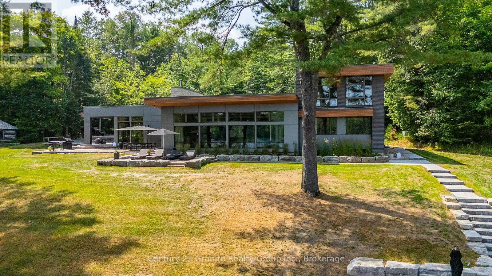 Property Photo: 1085 Grace Road ON K0M 2K0