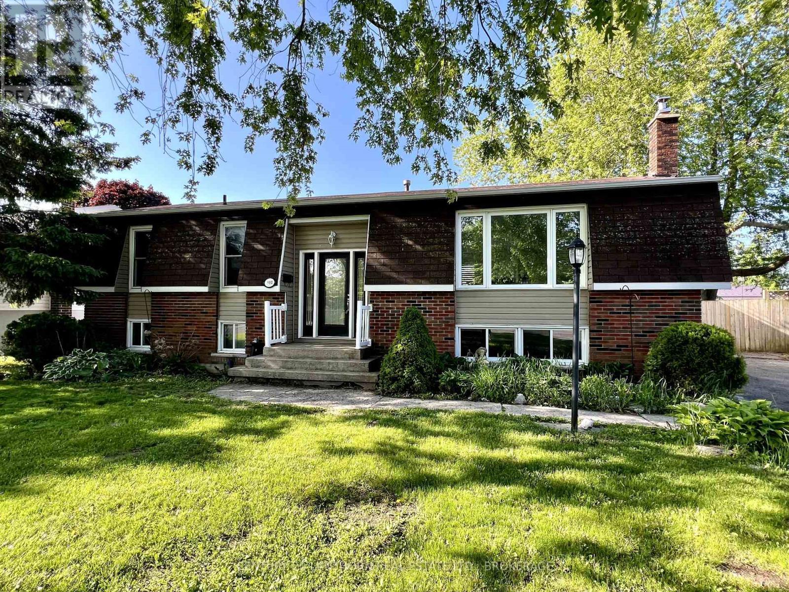 Photo de la propriété: 190 Amherst Drive ON K7N 1T4