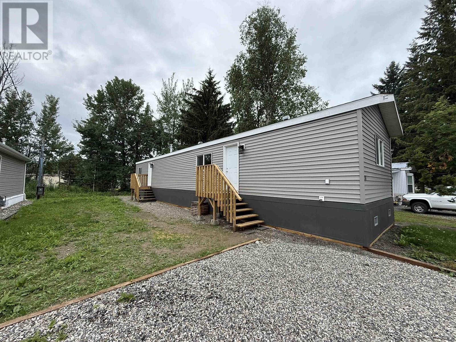 Property Photo: 313 Westland Road 24 BC V2J 4V4