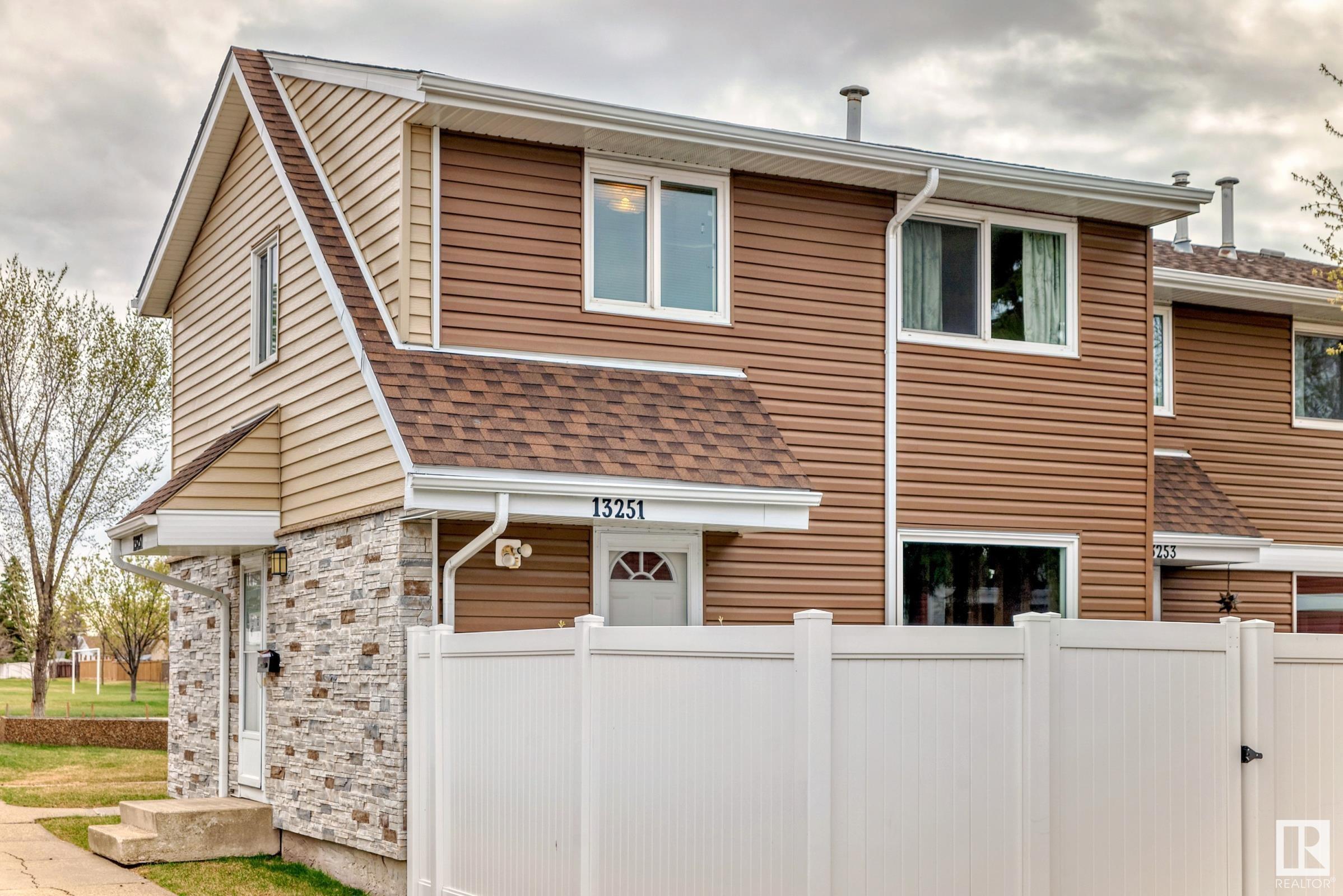 13251 47 Street NW  Edmonton AB T5A 3L5 photo