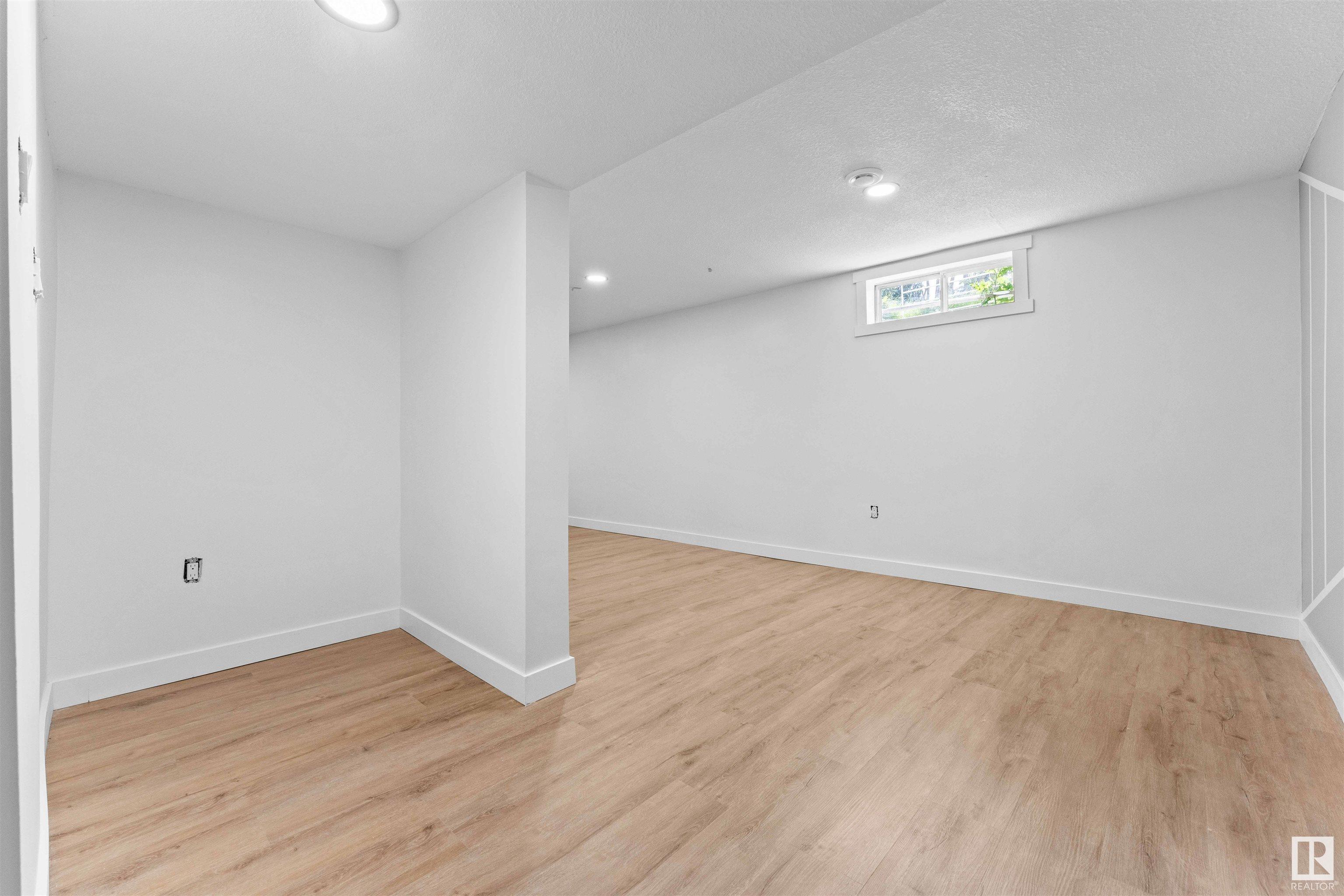 6626 178 Street NW  Edmonton AB T5T 2A2 photo