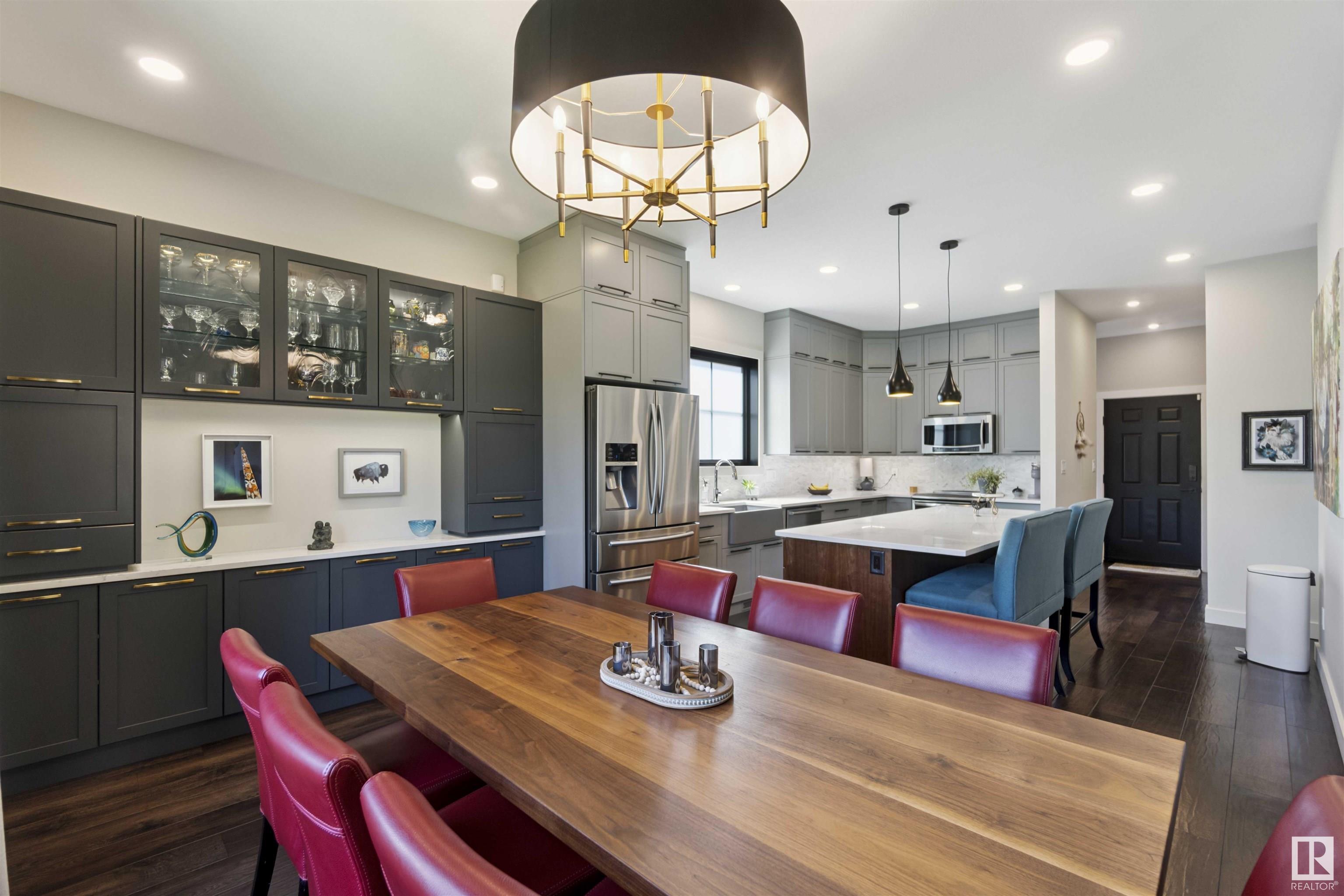 Property Photo:  7621 154 Street NW  AB T5R 1R6 